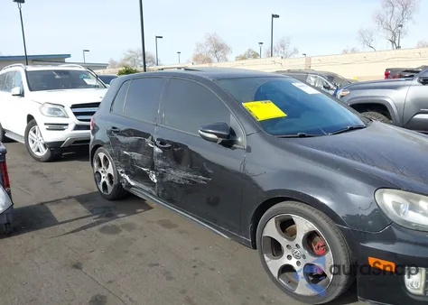 2010 Volkswagen Gti 4-Door z USA, uszkodzony, nr VIN WVWHD7AJ7AW137331